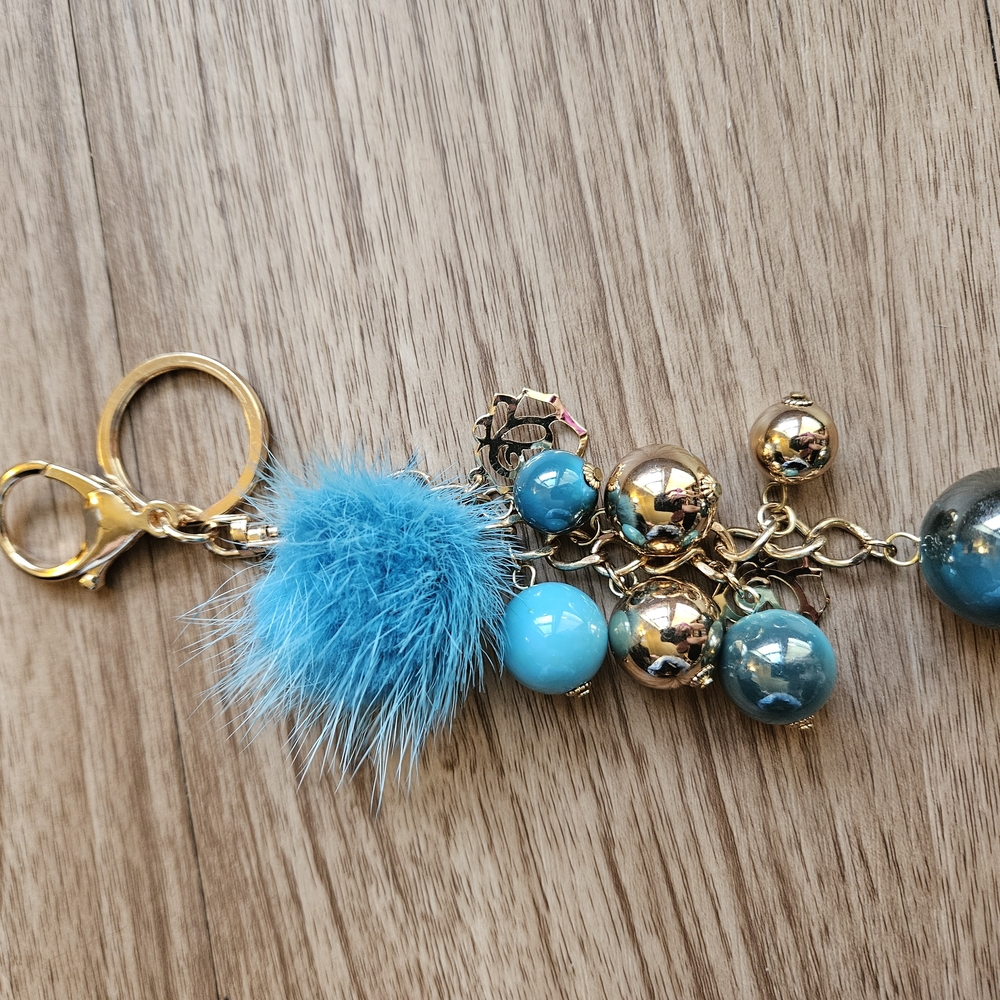 Elwgant Blue and Gold Keychain Charm